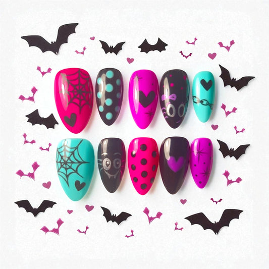 Spiders in love Letty Does Nails
